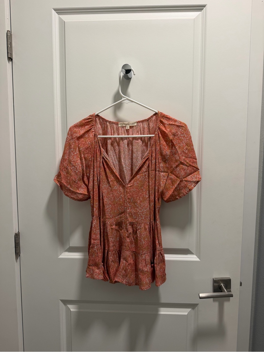 Rewind Coral Floral Peasant Top with Puff Sleeves